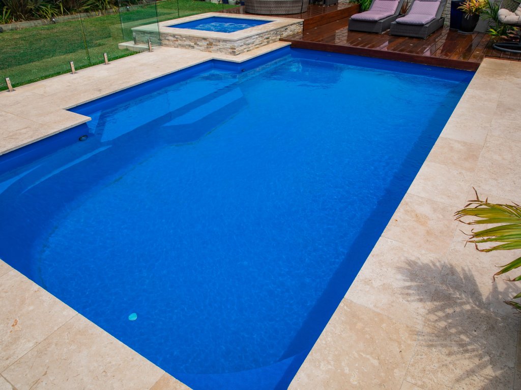 Contemporary 7m x 4.4m Bermuda Blue